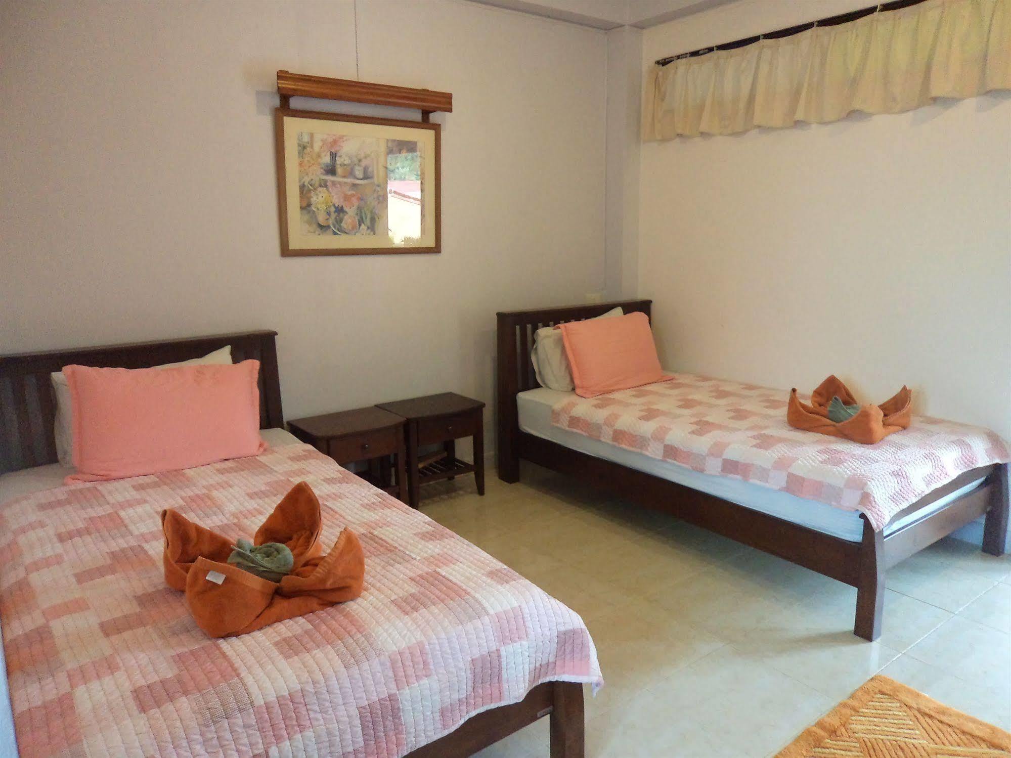 Hotel Baan Por Jai Ko Lanta Exteriér fotografie