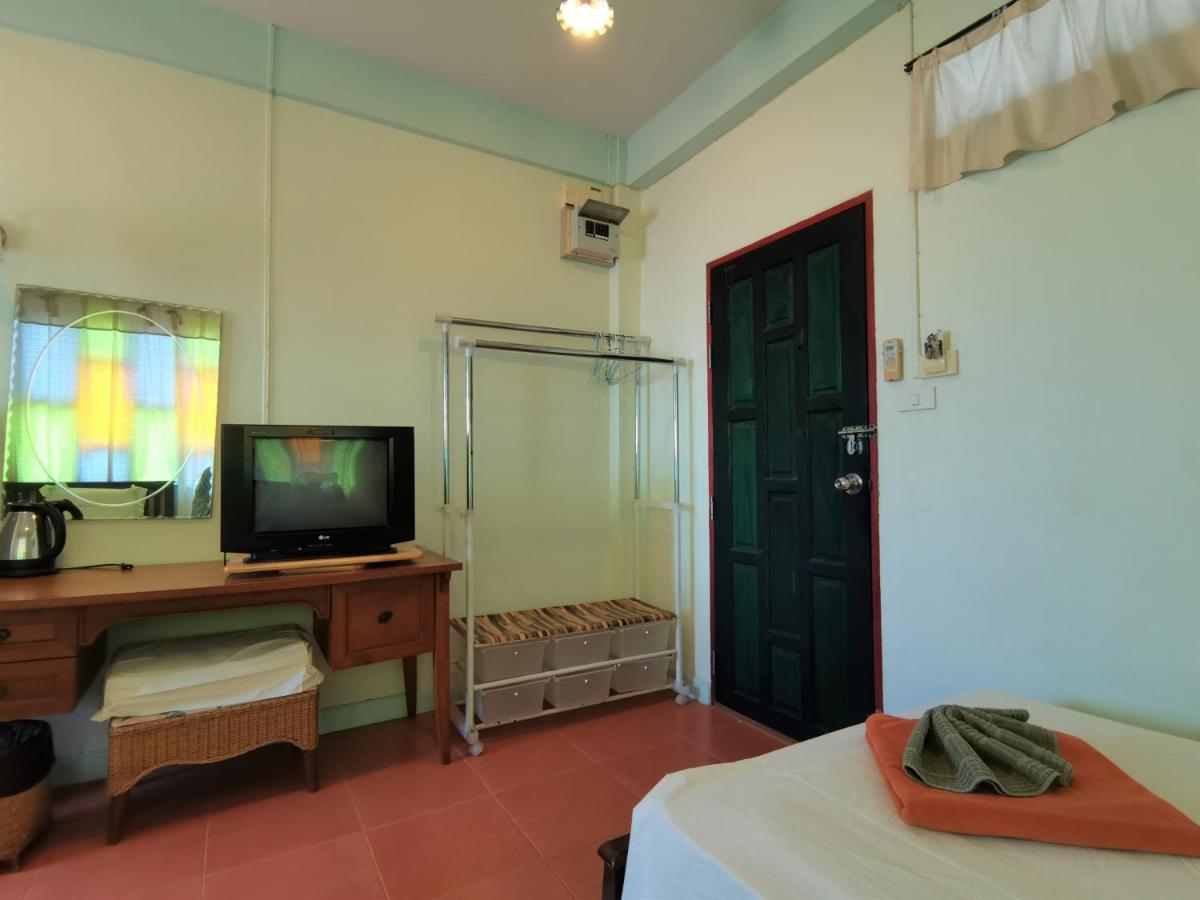 Hotel Baan Por Jai Ko Lanta Exteriér fotografie