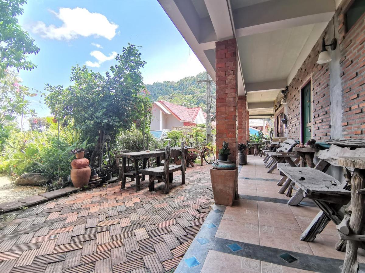 Hotel Baan Por Jai Ko Lanta Exteriér fotografie